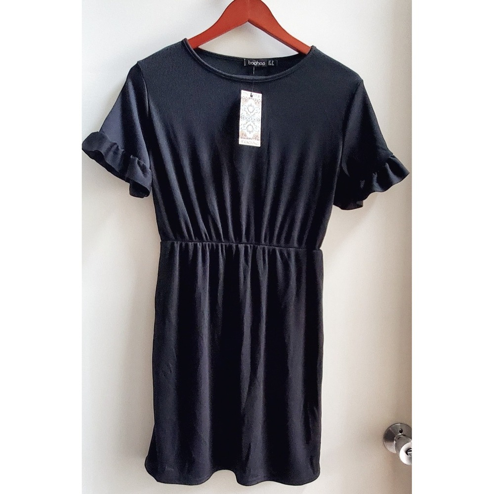 Boohoo Dress 12 US Black Shift Short Length Ribbed Texture NWT Made in UK